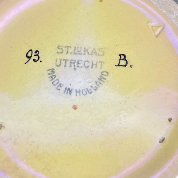 Vintage St. Lukas Utrecht Glazed Pottery Made in Holland tiny chip in opening - Picture 5 of 5